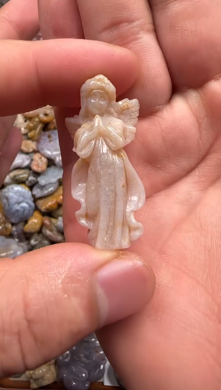 【闪购商品】硅化珊瑚（珊瑚玉）颈饰未镶嵌142