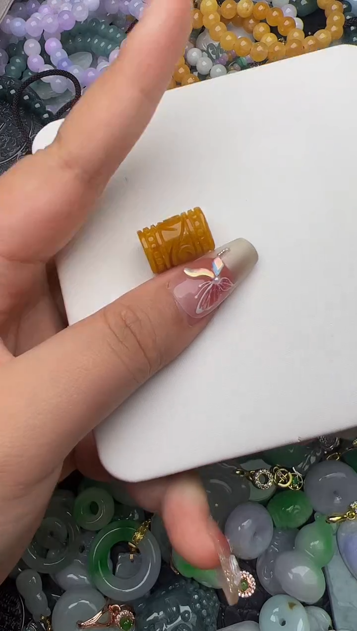 翡翠未镶嵌颈饰天然缅甸翡翠吊坠
