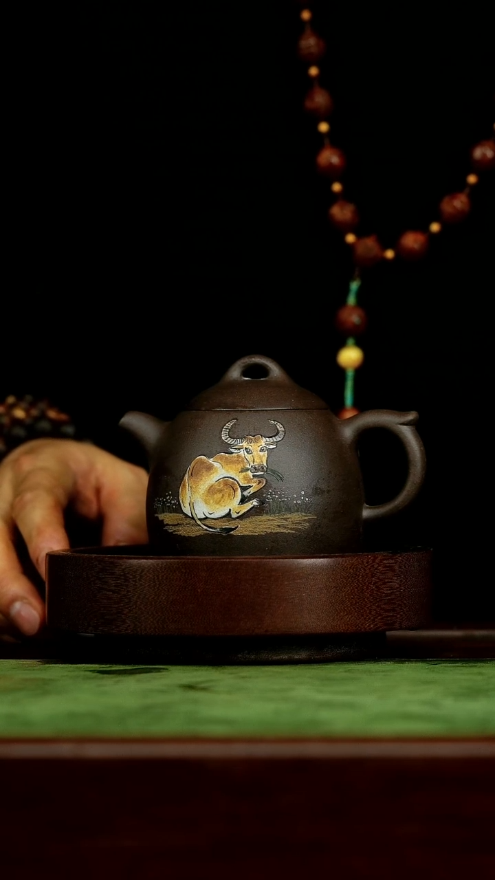 茶壶紫砂q10丑牛青段秦权