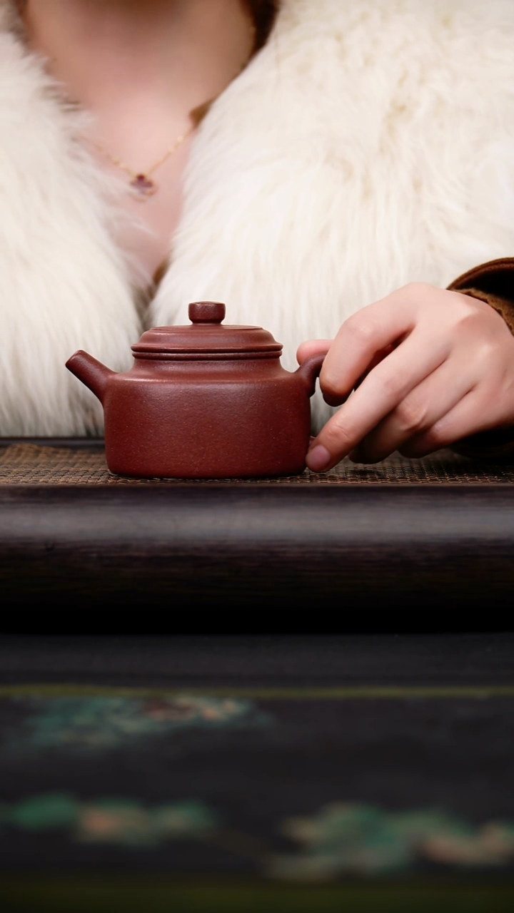 茶壶紫砂龙血砂 德钟 