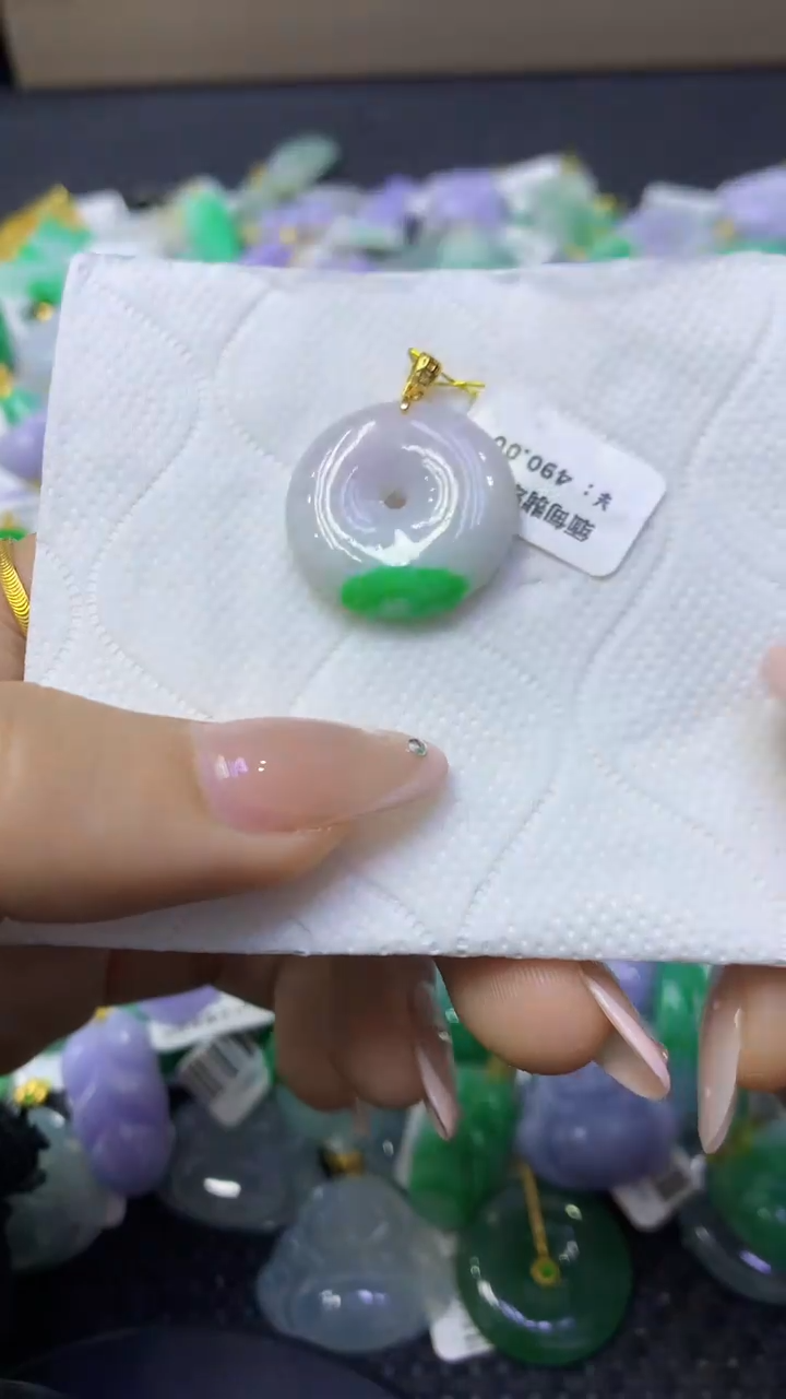 颈饰未镶嵌翡翠天然缅甸翡翠A货