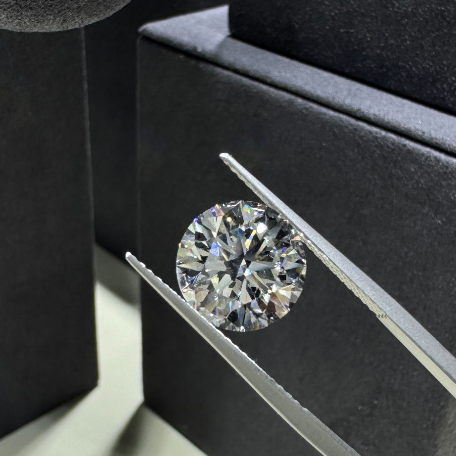 实验室培育钻石1克拉圆形裸石 D VVS