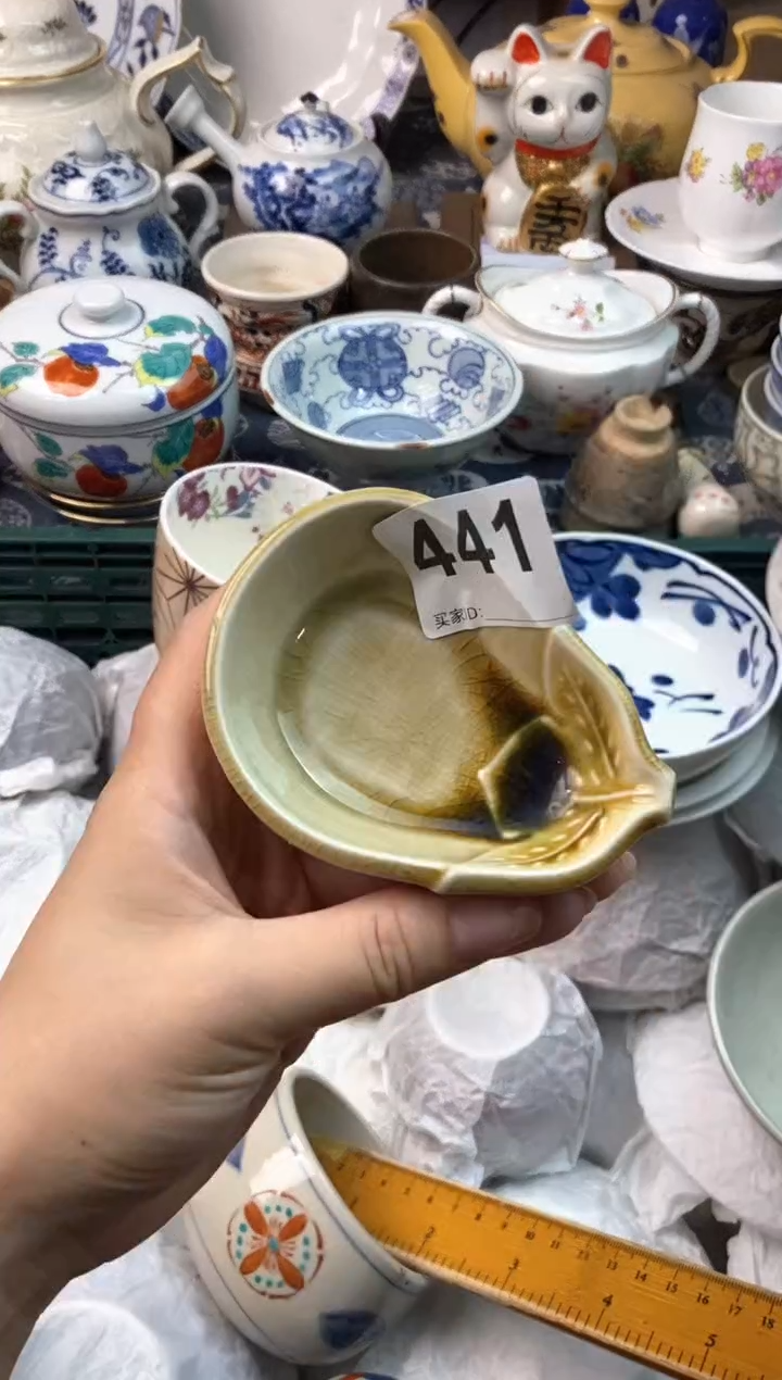 瓷片狗****了[○･｀Д´･ ○][○･｀Д´･ ○]