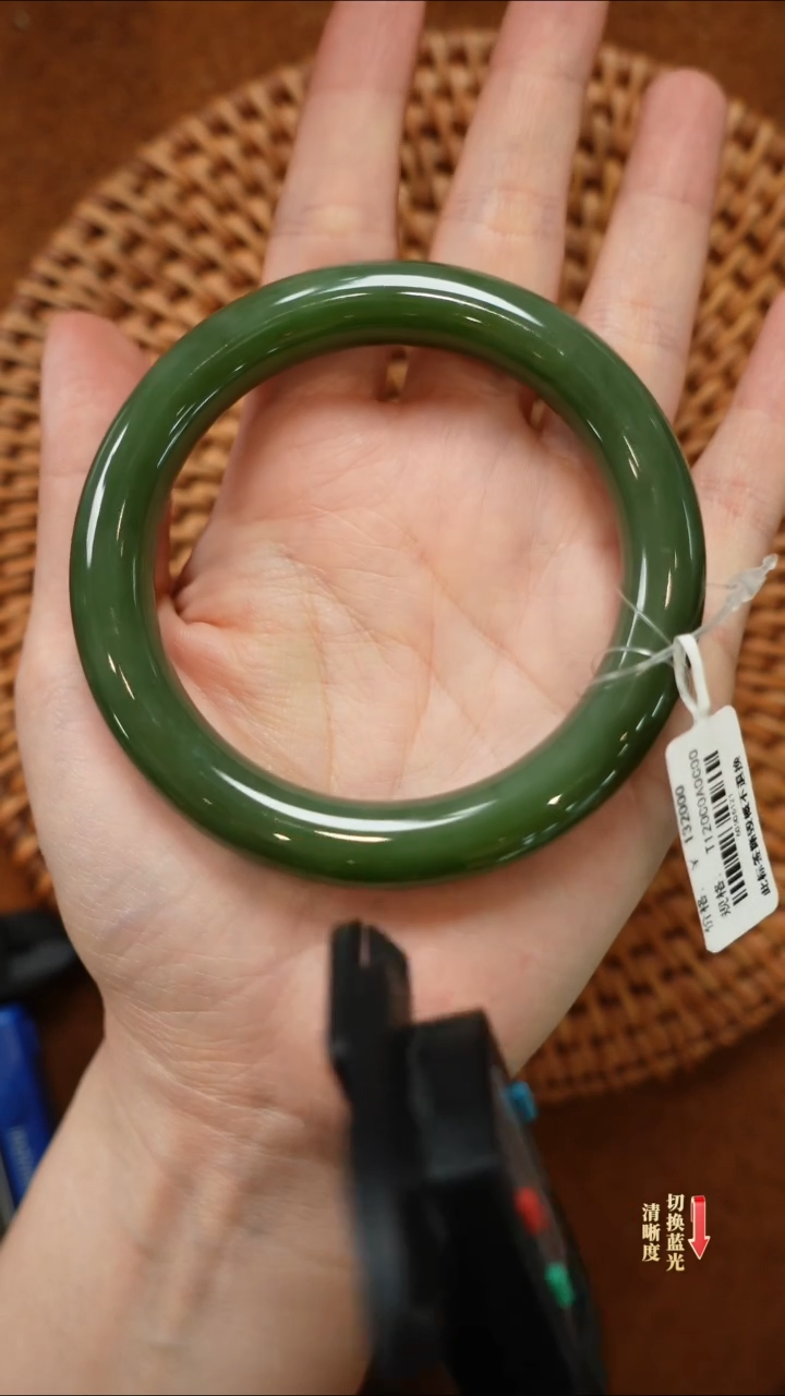 【闪购商品】和田玉手镯未镶嵌0207-027（60圈口）