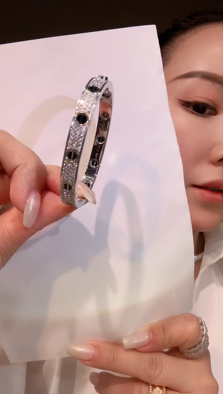 【闪购商品】钻石手镯18K金镶嵌黑钉20#