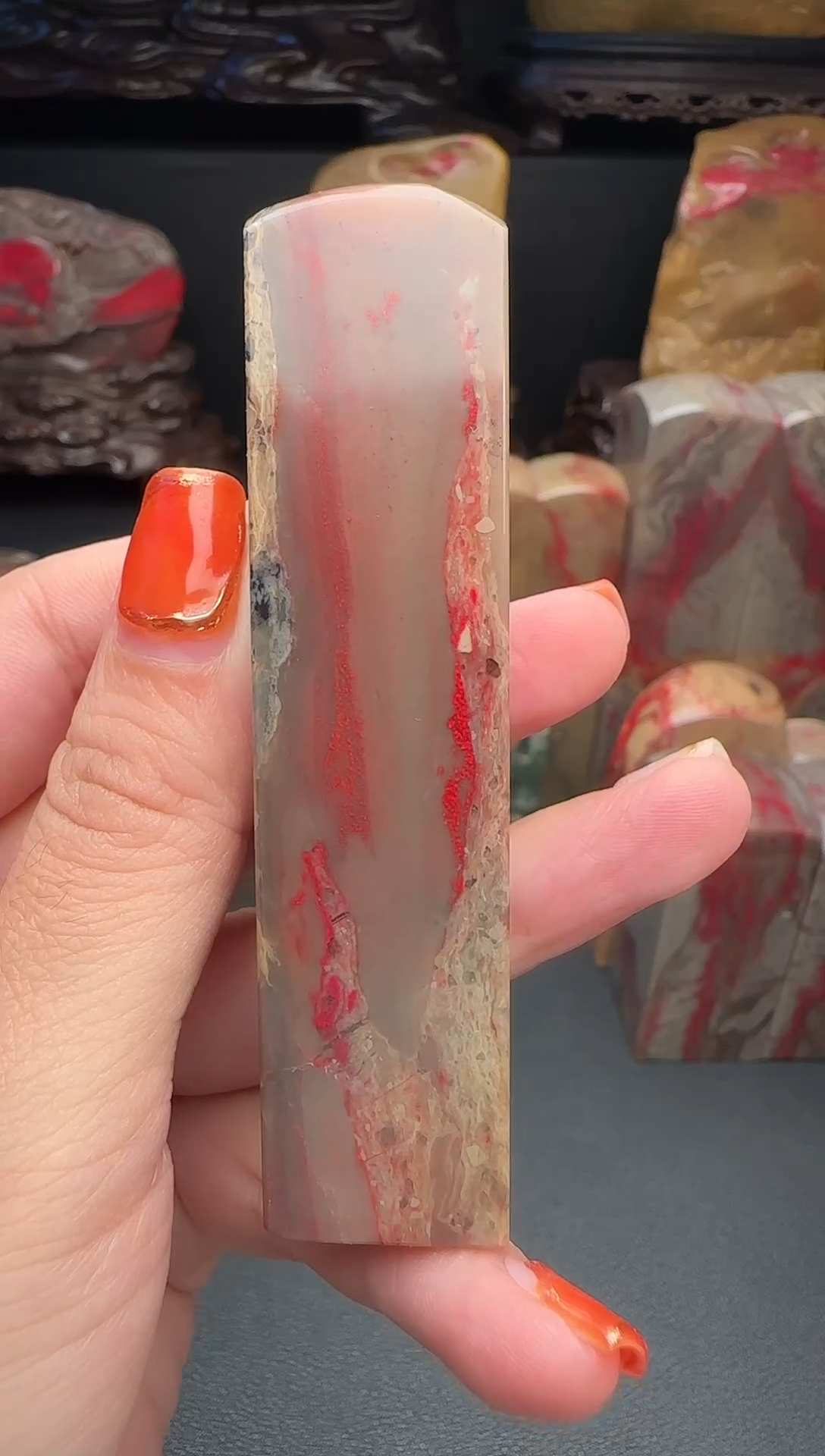 昌化石狂****滚昌化鸡血石印章