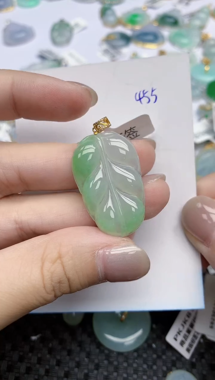 【闪购商品】翡翠颈饰18K金镶嵌天然翡翠A货