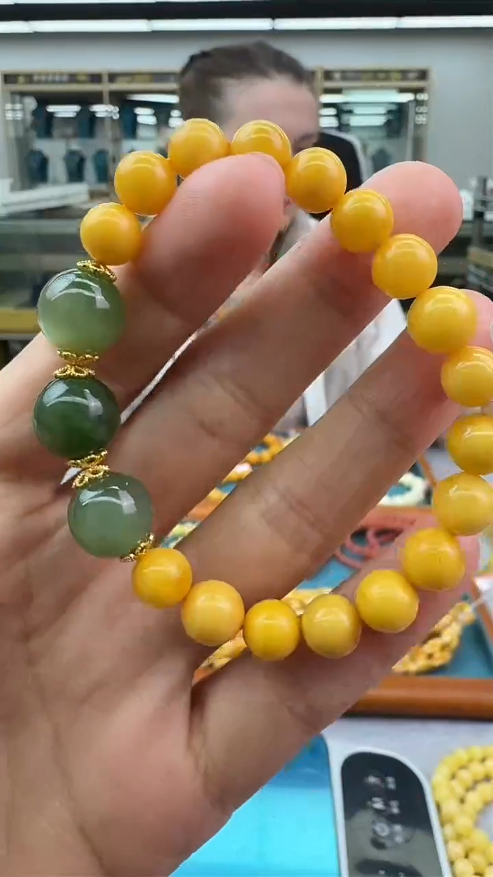 【闪购商品】琥珀手链未镶嵌38秒拍号