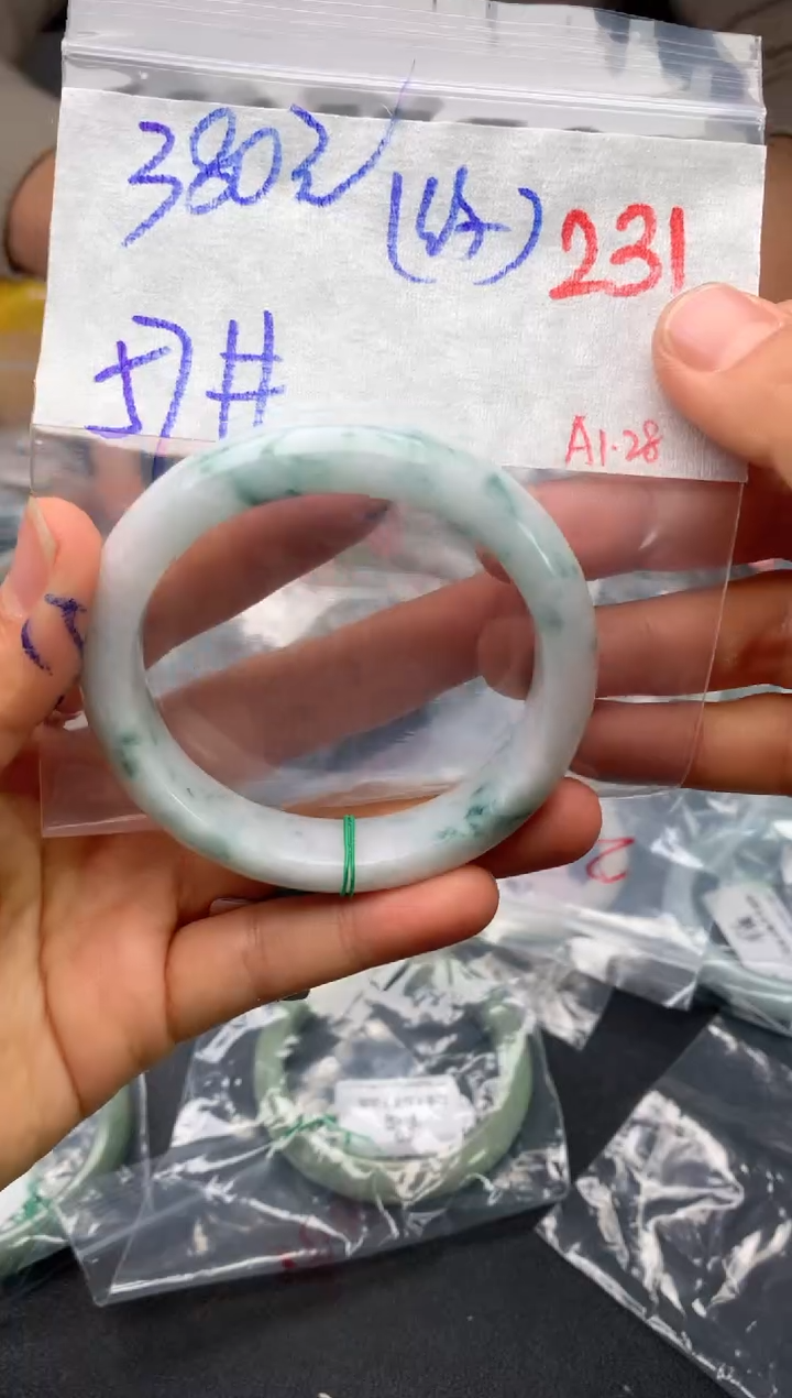 【闪购商品】定制翡翠未镶嵌毛货需精细抛光+多样性发货拍一发一