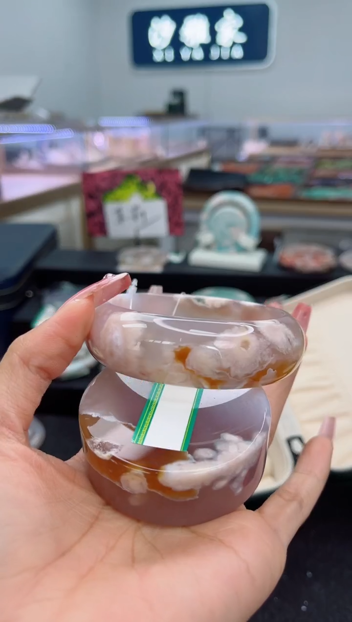 石英质玉手镯未镶嵌61圈口（赠品镯心）6237773
