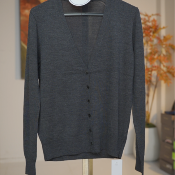 623新款大牌剪标款时尚毛衫