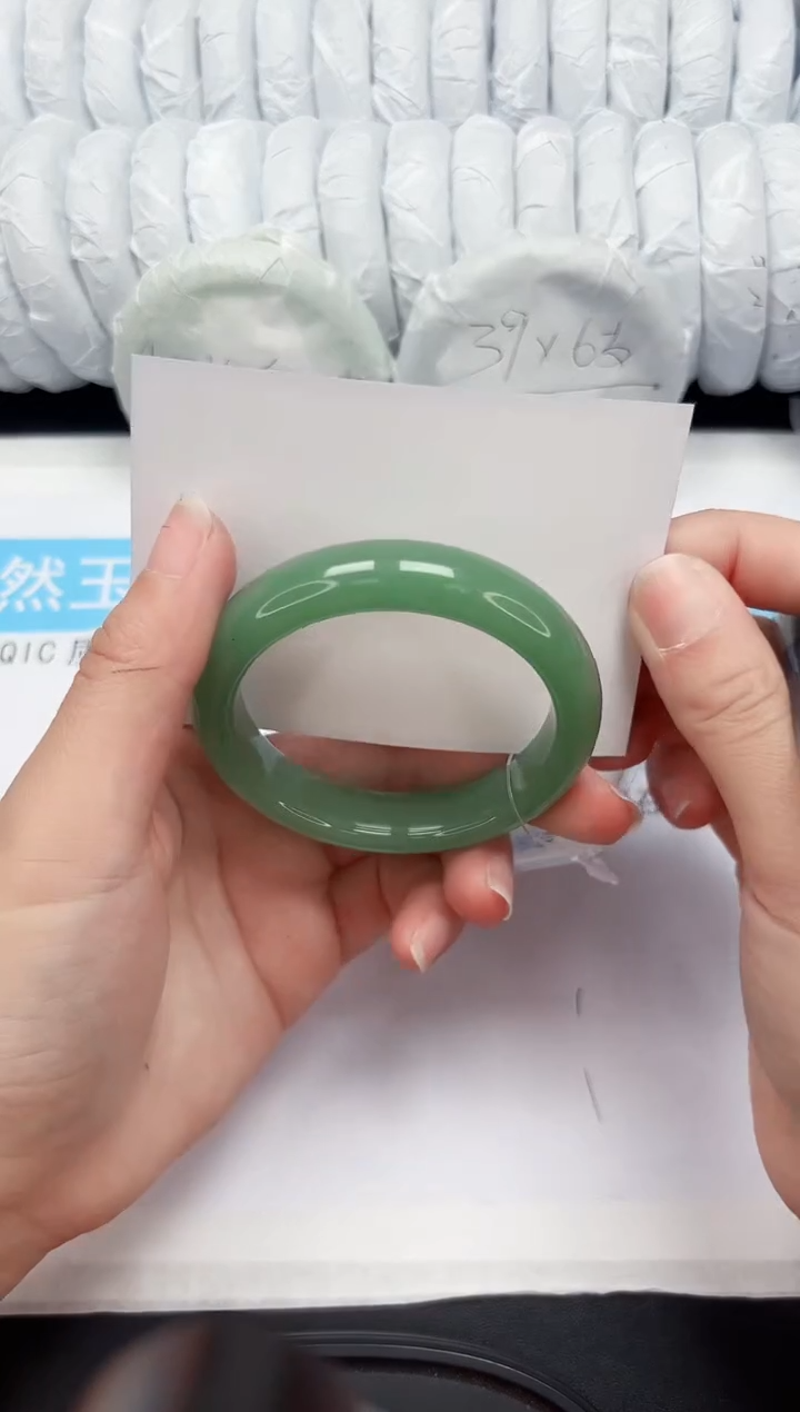 【闪购商品】石英质玉手镯未镶嵌227-54.2