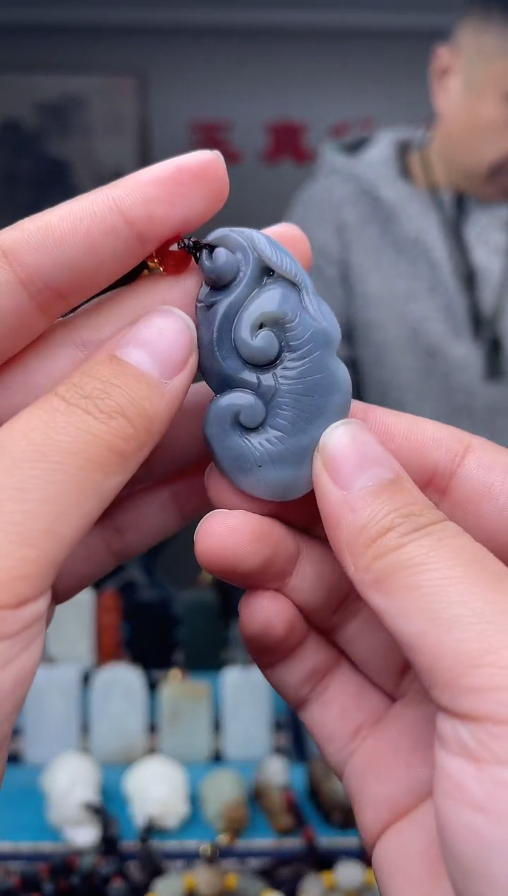 未镶嵌和田玉挂件1