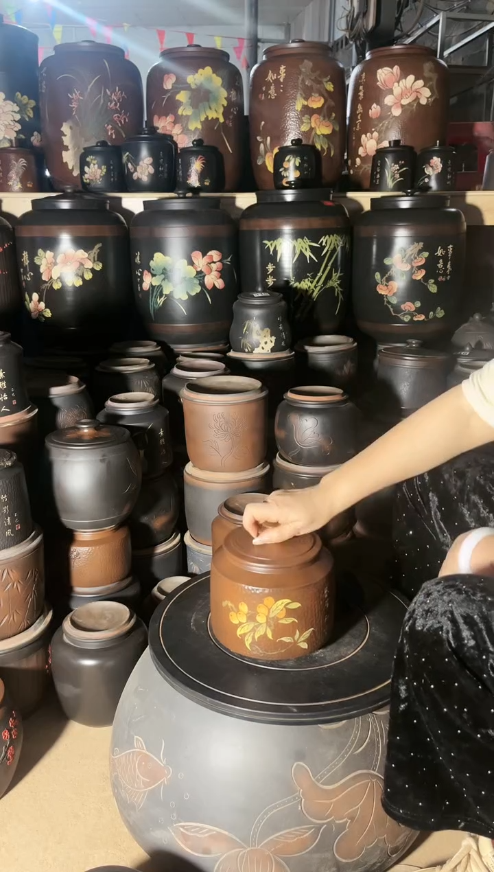 【闪购商品】壶瑕疵茶叶罐 古铜色德中 375