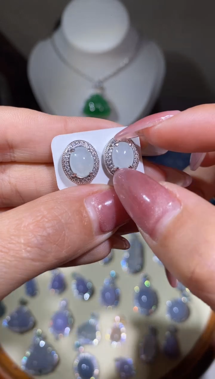 【闪购商品】翡翠耳饰未镶嵌天然a货翡翠