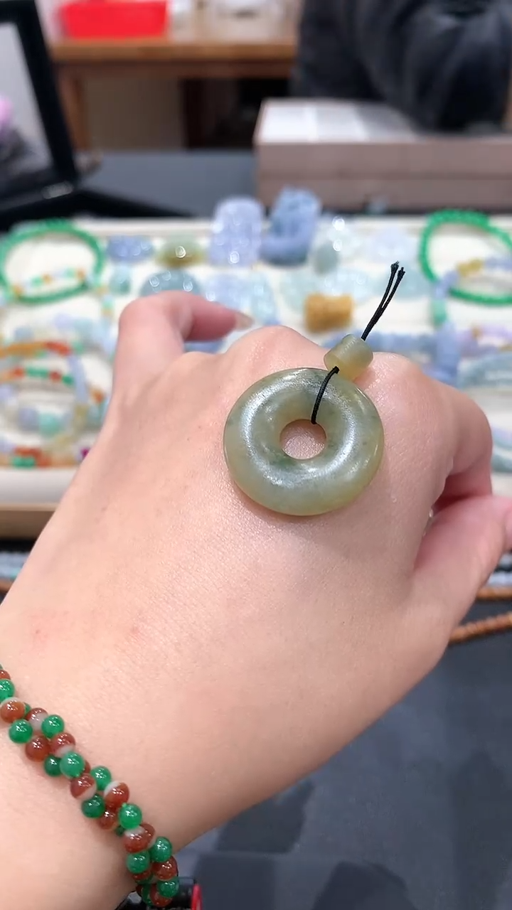 【闪购商品】定制翡翠未镶嵌翡翠