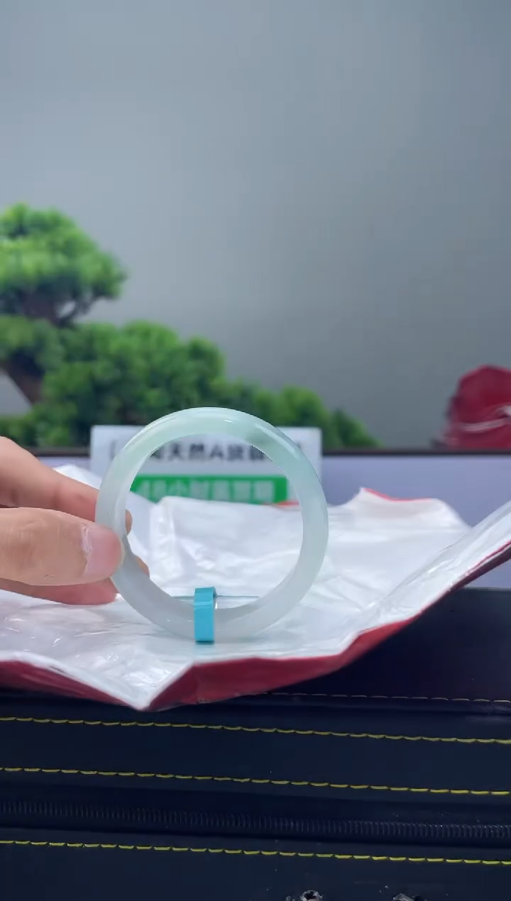 【闪购商品】翡翠手镯未镶嵌手镯8