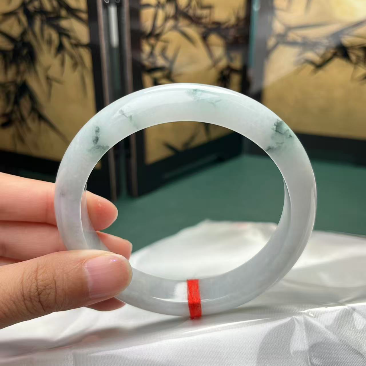 天然.保真61+圈-天然缅甸A货翡翠.白冰飘绿花-25060104