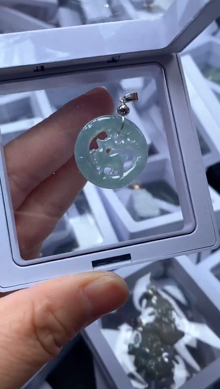 【闪购商品】翡翠吊坠(不含链)未镶嵌39386