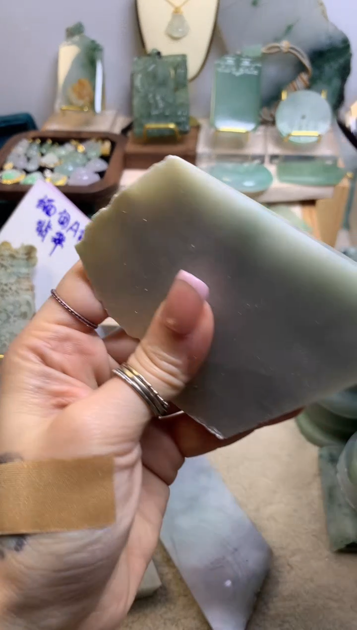 【闪购商品】翡翠挂件未镶嵌 缅甸A货翡翠，没有运费险