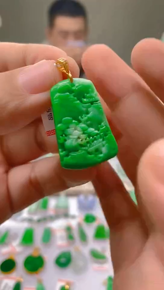 【闪购商品】翡翠颈饰18K金镶嵌新号开播，全场乱卖