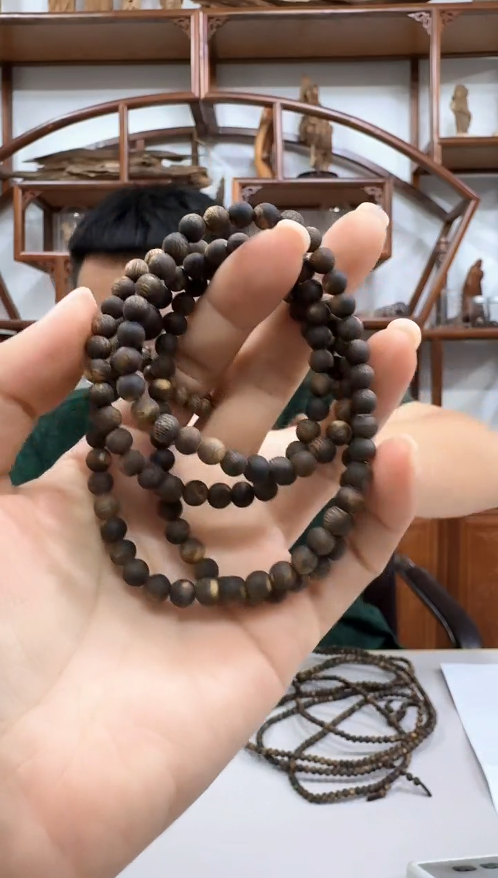 沉香手串尖峰岭白奇0.5沉水圆珠多圈 多样性发一