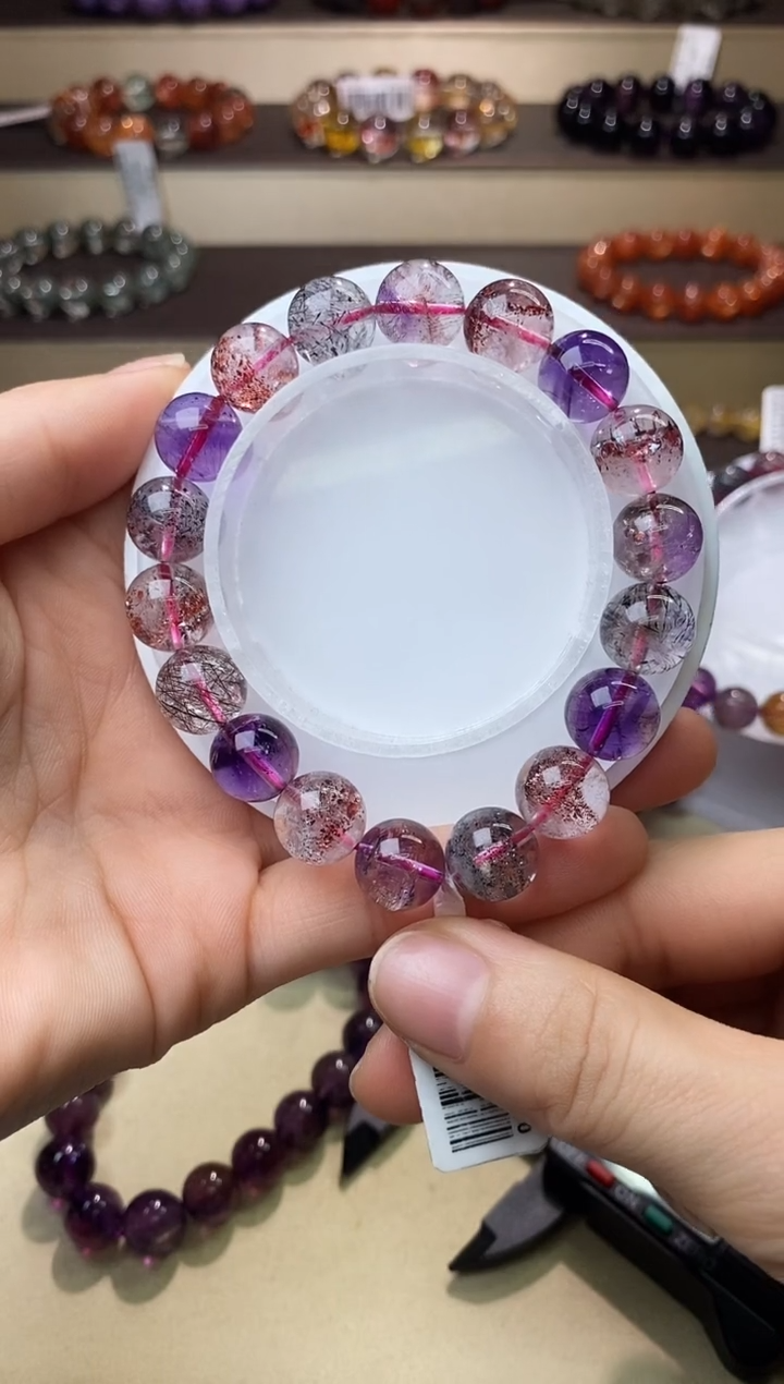 【闪购商品】水晶手链未镶嵌黑加仑超七11m+