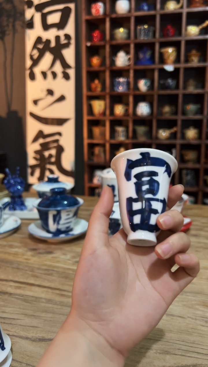 观云听雨原创手绘茶具