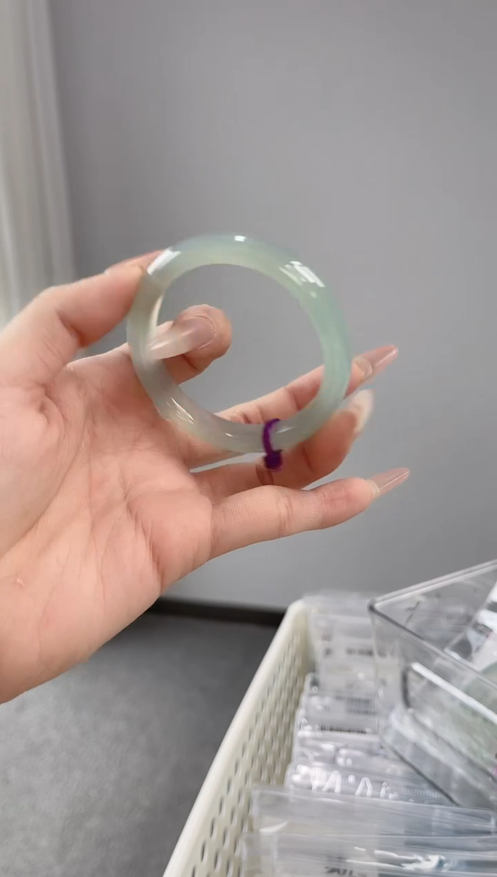 【闪购商品】玛瑙/玉髓手镯未镶嵌51-52圈