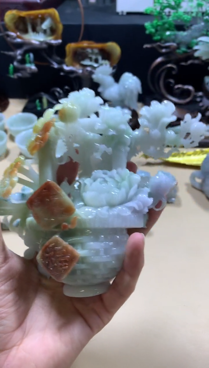 【闪购商品】翡翠挂件未镶嵌翡翠摆件