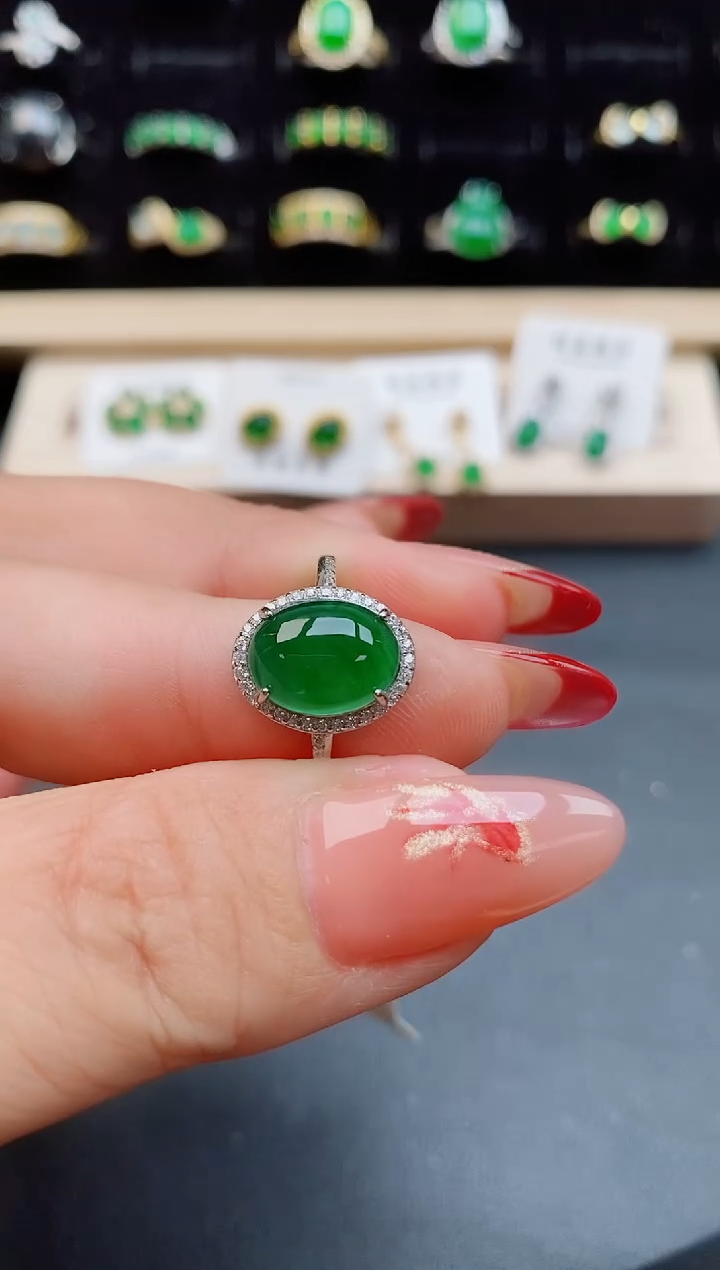 【闪购商品】翡翠戒指银S925镶嵌12121