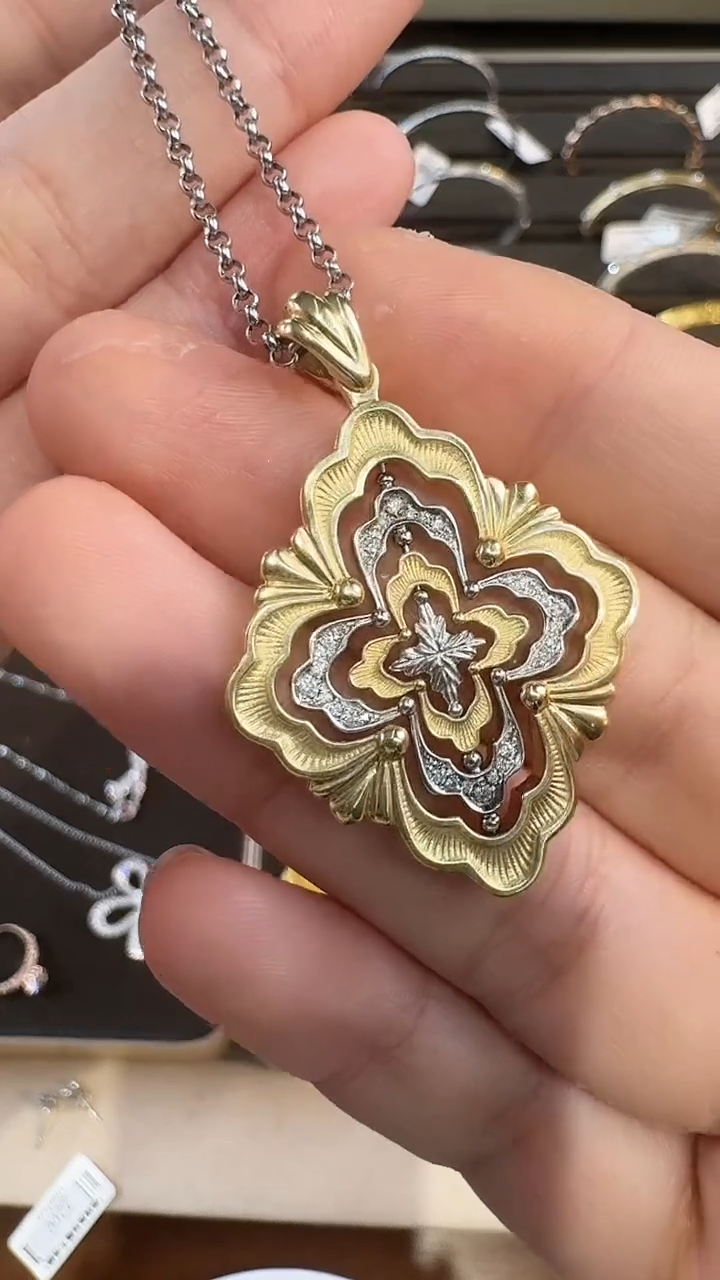 【闪购商品】钻石项链18K金镶嵌旋转大号菱形项链