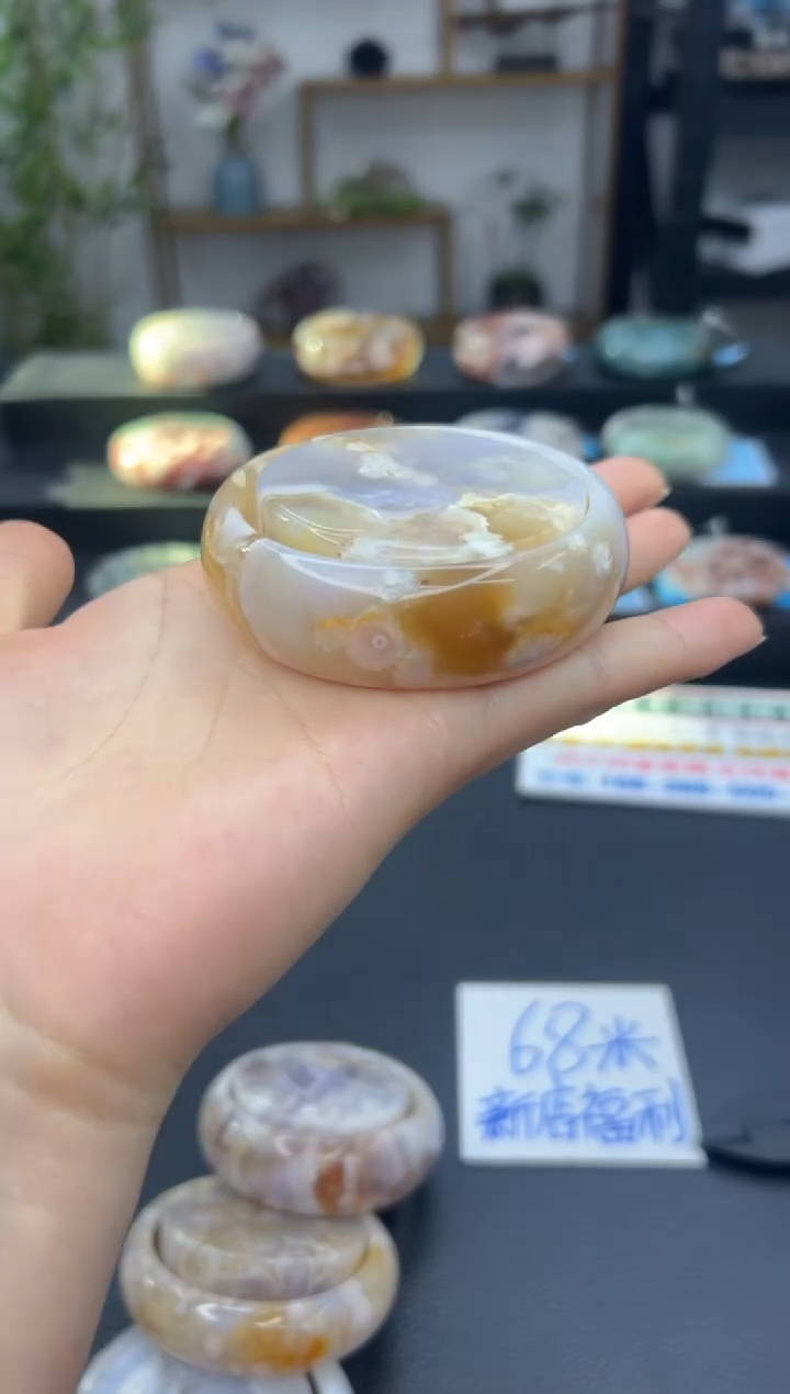 【闪购商品】石英质玉手镯未镶嵌385(58圈赠送镯心)