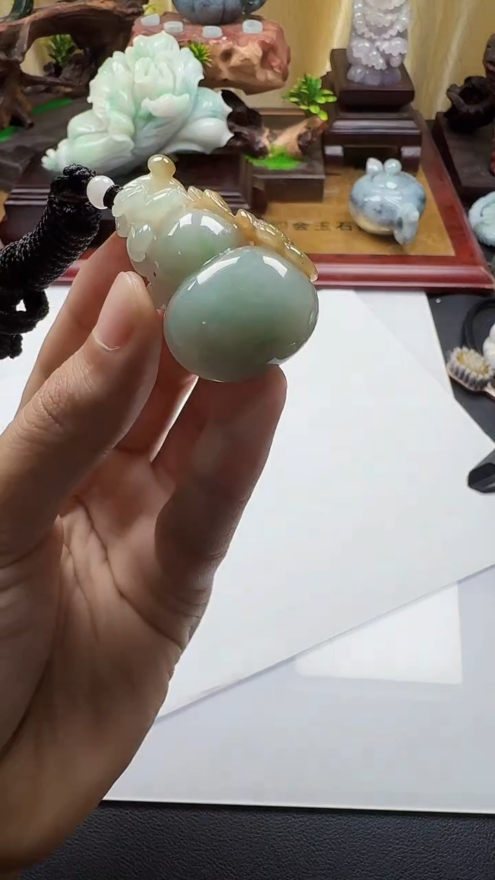 吊坠(不含链)未镶嵌翡翠1