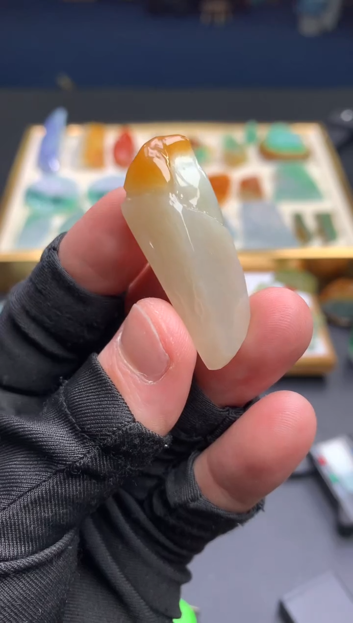 【闪购商品】定制翡翠未镶嵌             