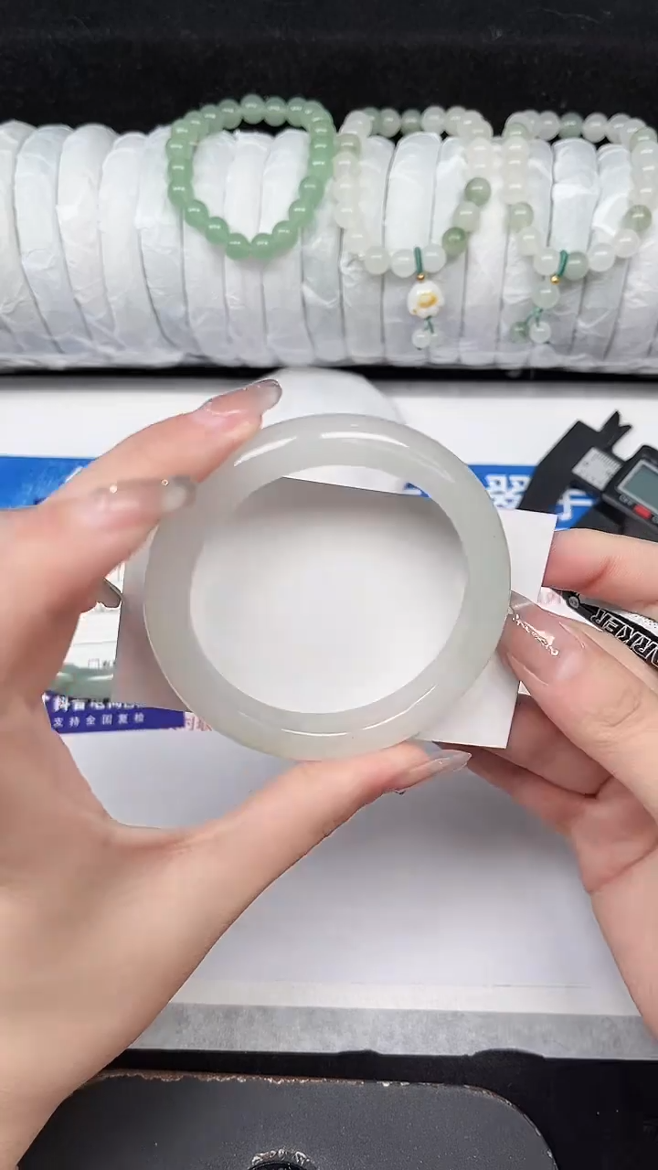 未镶嵌手镯石英质玉318-56/57