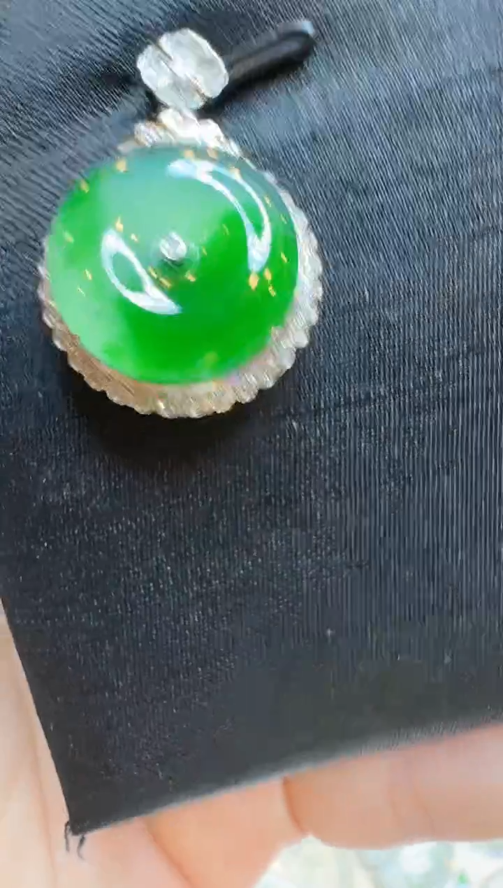 【闪购商品】翡翠吊坠(不含链)18K金镶嵌多样性团购发一件