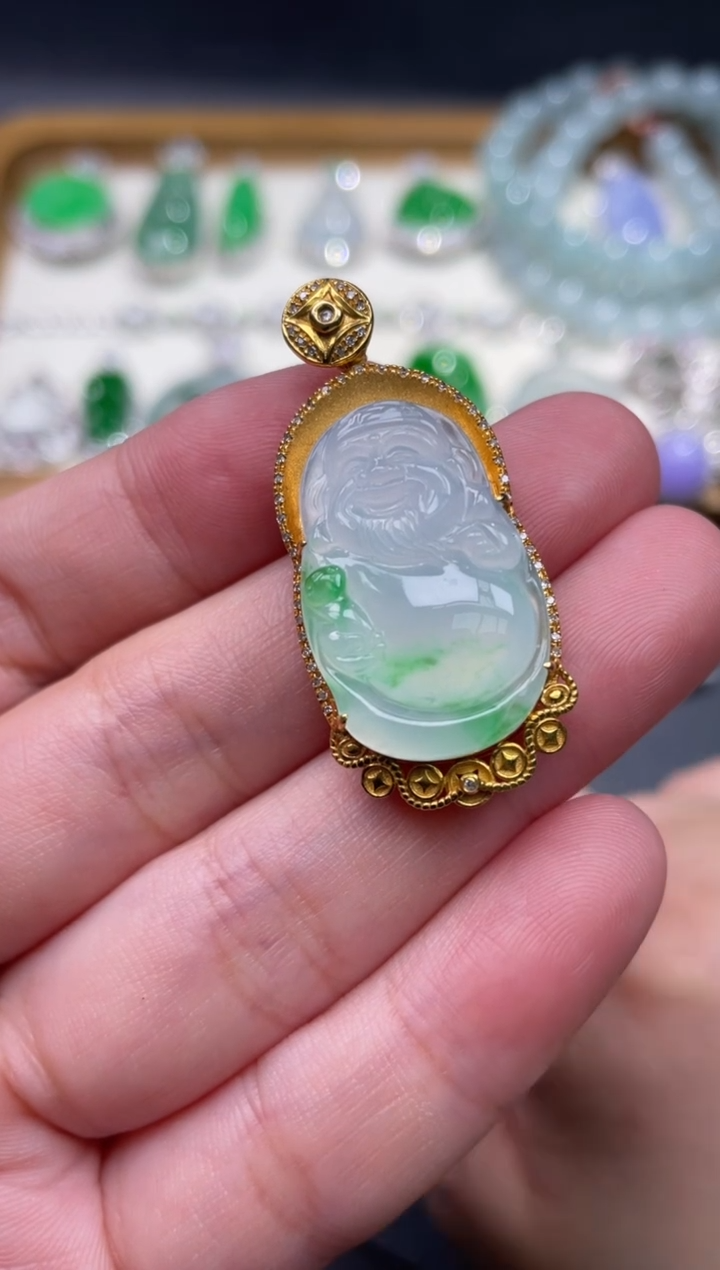 【闪购商品】翡翠颈饰18K金镶嵌125........