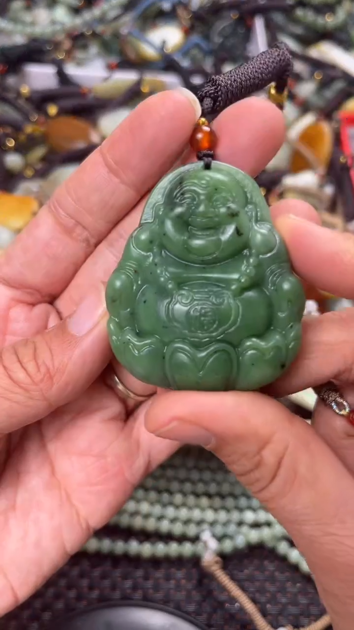 【闪购商品】和田玉颈饰未镶嵌多样性发货没有证书拍一发一有瑕