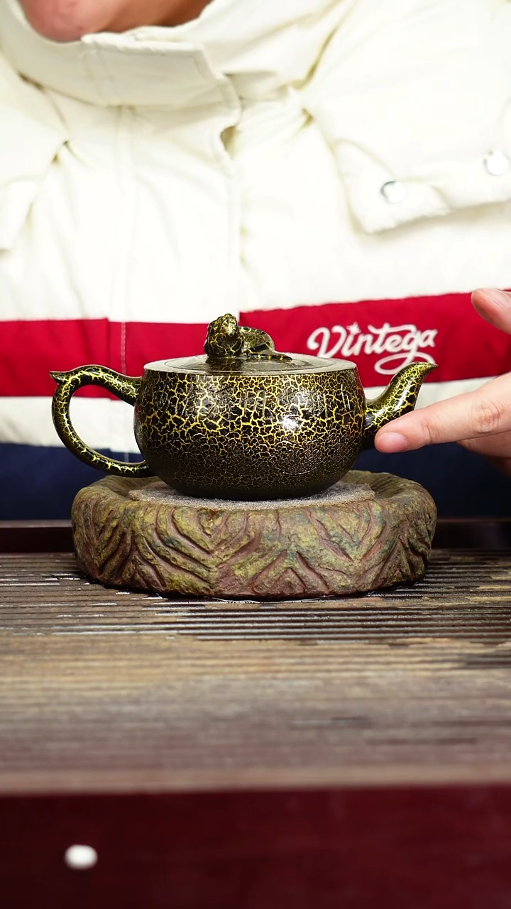 宜兴原矿紫砂壶茶壶宜兴原矿紫砂壶茶壶250C