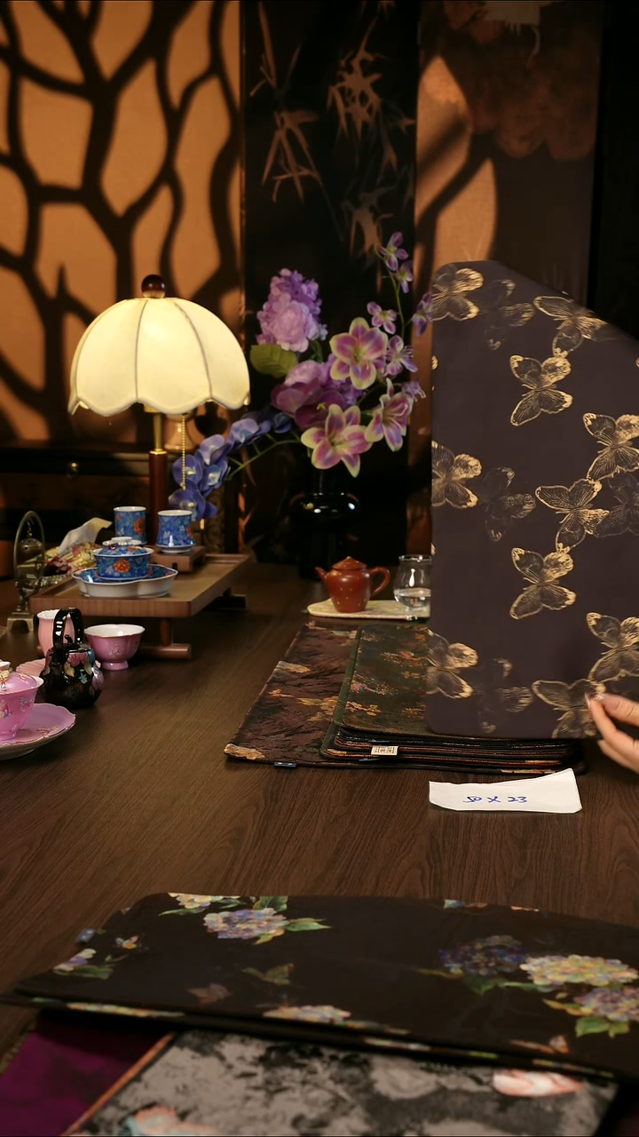 香云纱      茶席