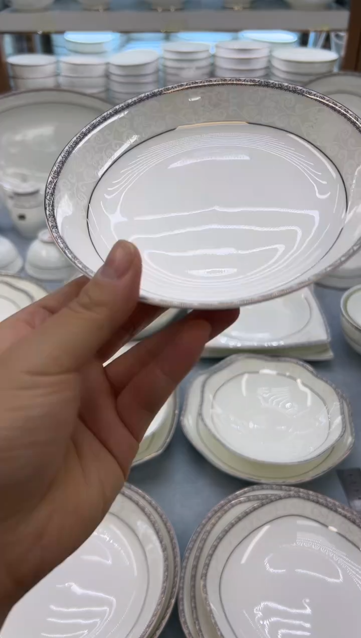 骨瓷玲珑6饭8个 