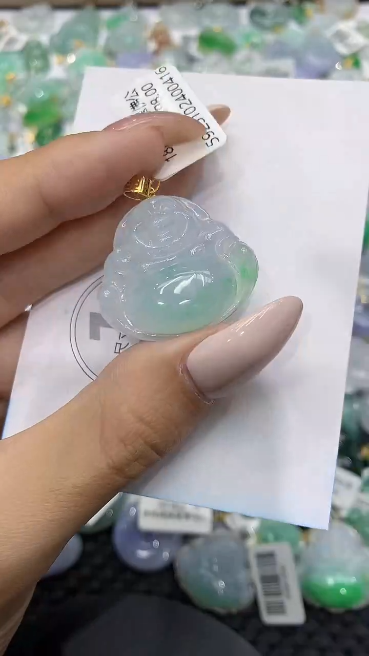 颈饰18K金镶嵌翡翠111111111111