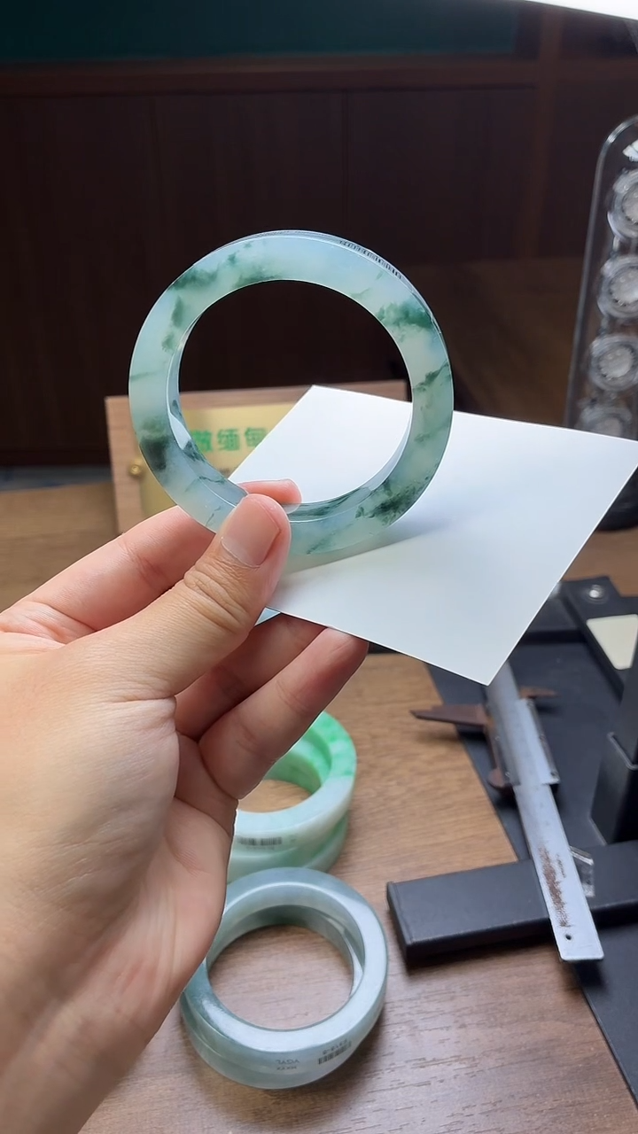 未镶嵌手镯定制翡翠婷*定制