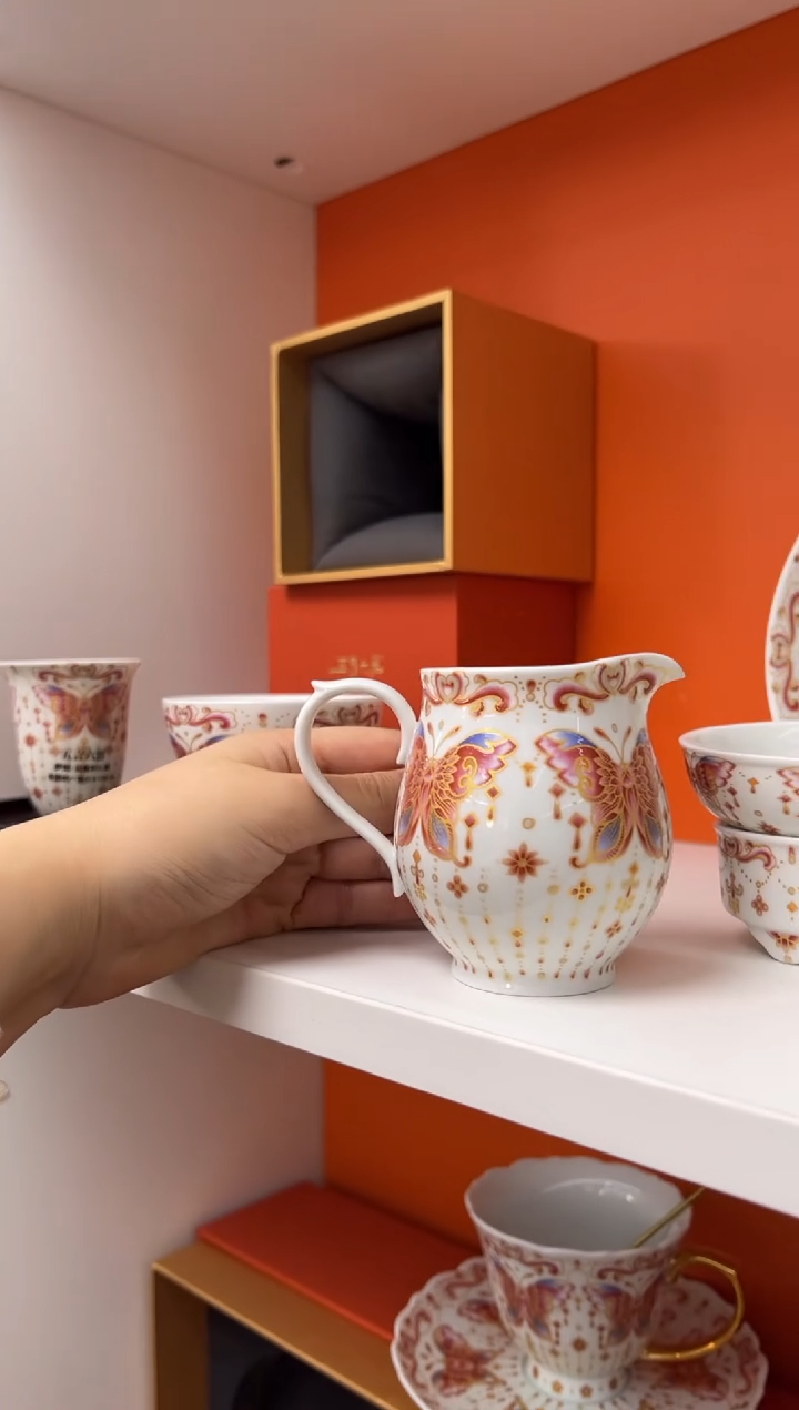 瓷片蝴****w乔悦闪电购链接