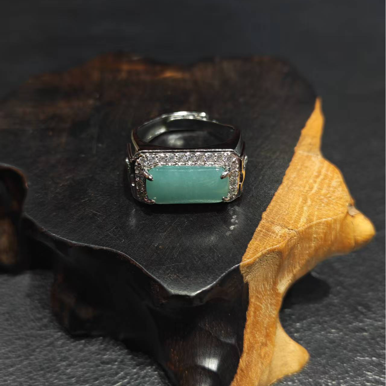 精美天然翡翠蓝水男士戒指多样性发一