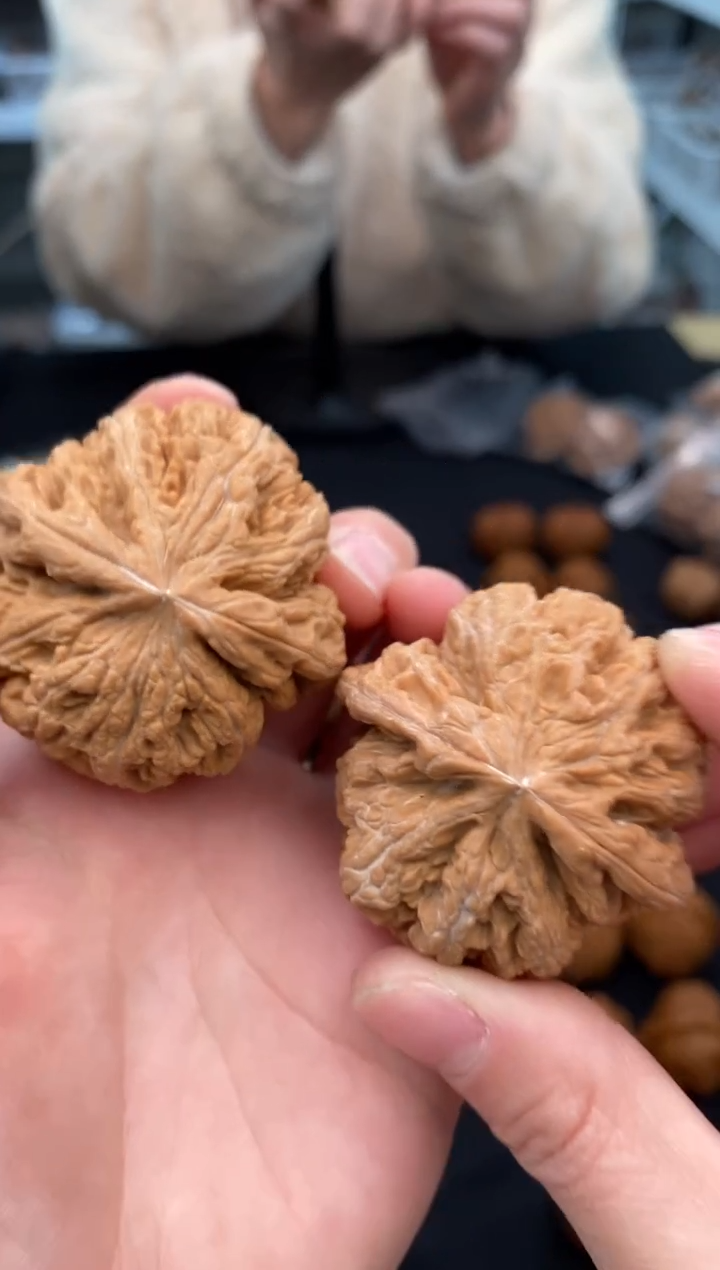 【闪购商品】文玩核桃把件肉球筋45-t581