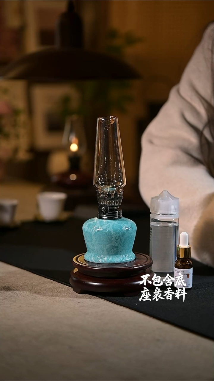 桢*错景德镇陶瓷香薰灯摆件