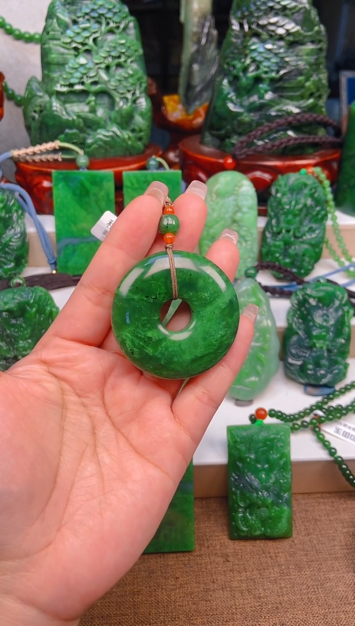 【闪购商品】和田玉挂件未镶嵌1