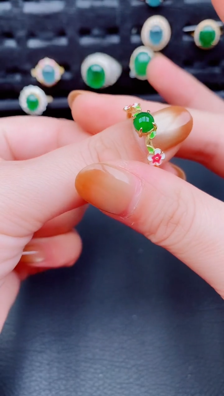 【闪购商品】翡翠戒指银S925镶嵌天然a货翡翠1065